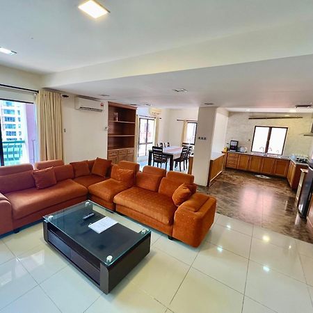 Penthouse Marina Court Vacation Home 4 Bedrooms Kota Kinabalu 14Pax Exterior photo